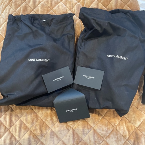 Authentic YSL pantent leather heels size 39 new in box - Picture 7 of 10